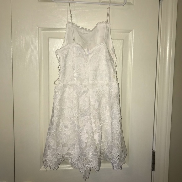 Kendall and Kylie white-laced romper - Picture 4 of 7